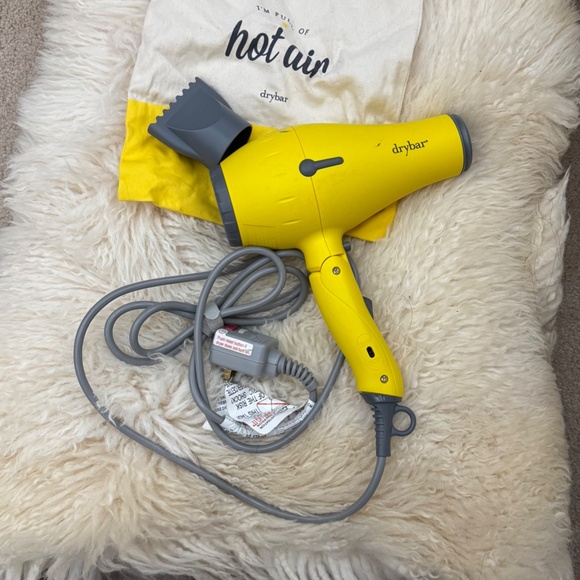Drybar Buttercup hair dryer - Preowned (GUC) - Picture 5 of 12